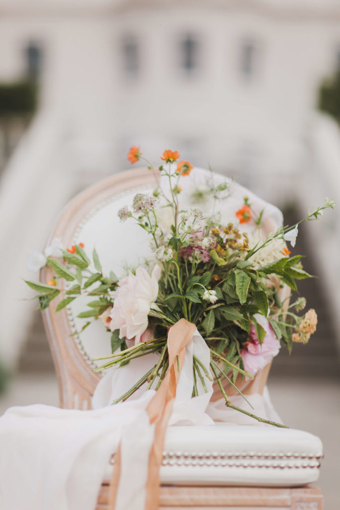 Pastel, spring wedding flowers 